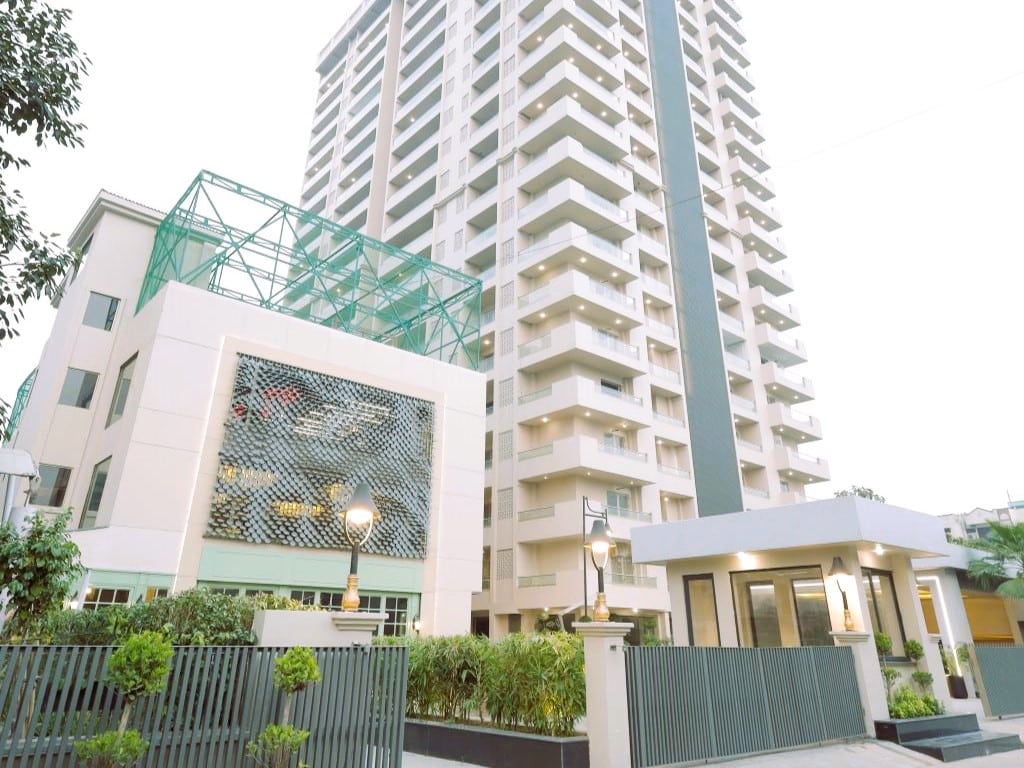 Pearl Club Residency in Ramprastha Greens