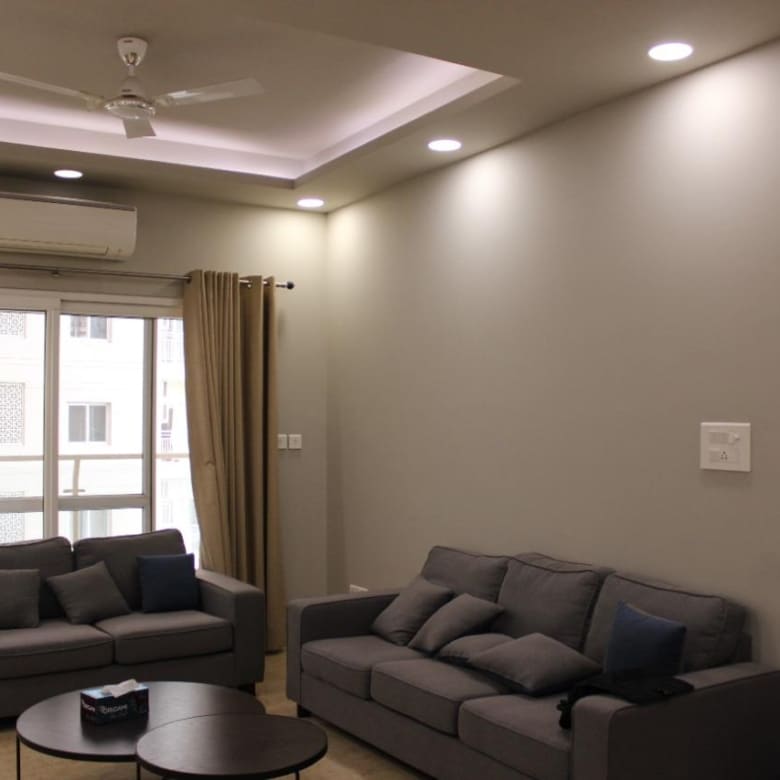 Platinum Premier 3BHK Sample Flat 15