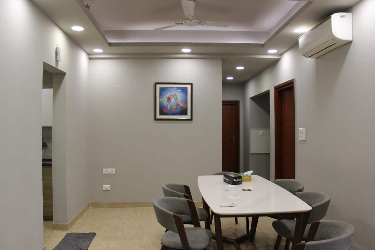 Platinum Premier 3BHK Sample Flat 5